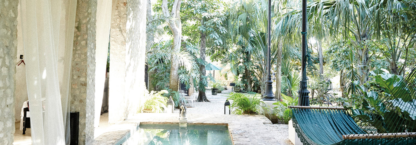 WELCOME TO PARADISE